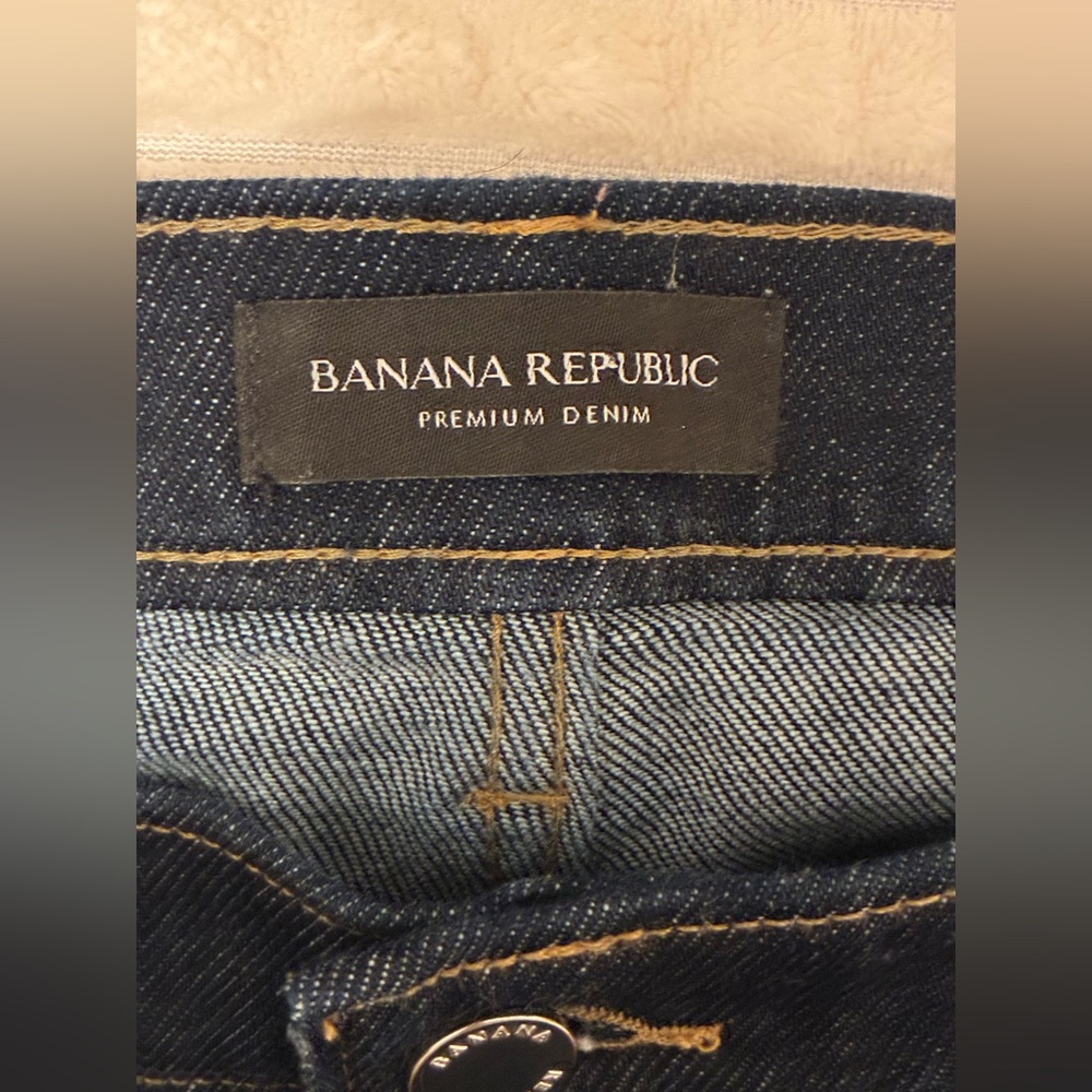 Banana Republic Premium Denim High‑Rise Straight Jeans 33S – NWT Condition - Picture 5 of 11